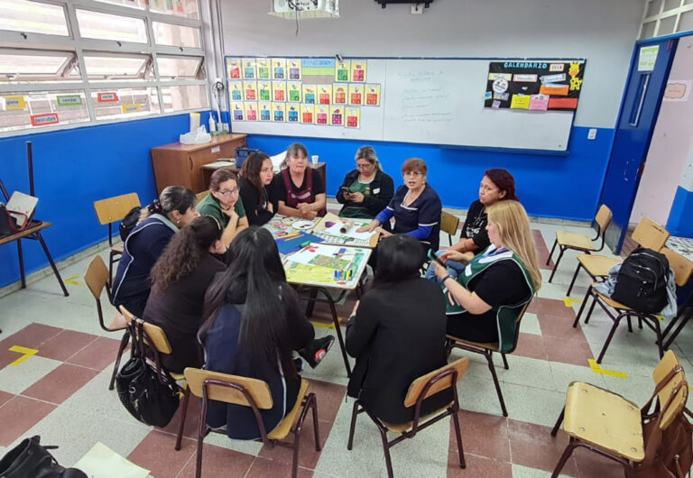 Fundación CAP realiza el cierre de dos años de trabajo con el Programa Aprender en Familia en 8 salas cuna y jardines infantiles de Puente Alto, con una emotiva jornada formativa de sus agentes educativos
